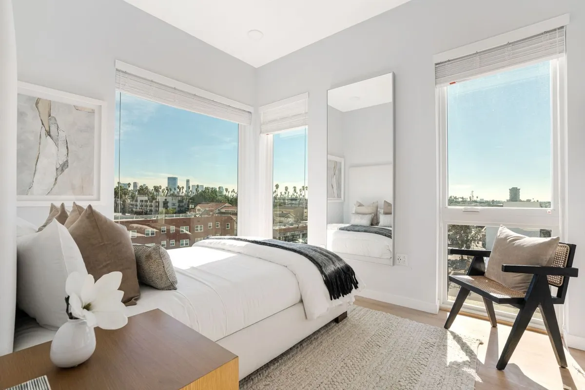 Bedroom in a 1-bedroom apartment at Kanvas, K-town