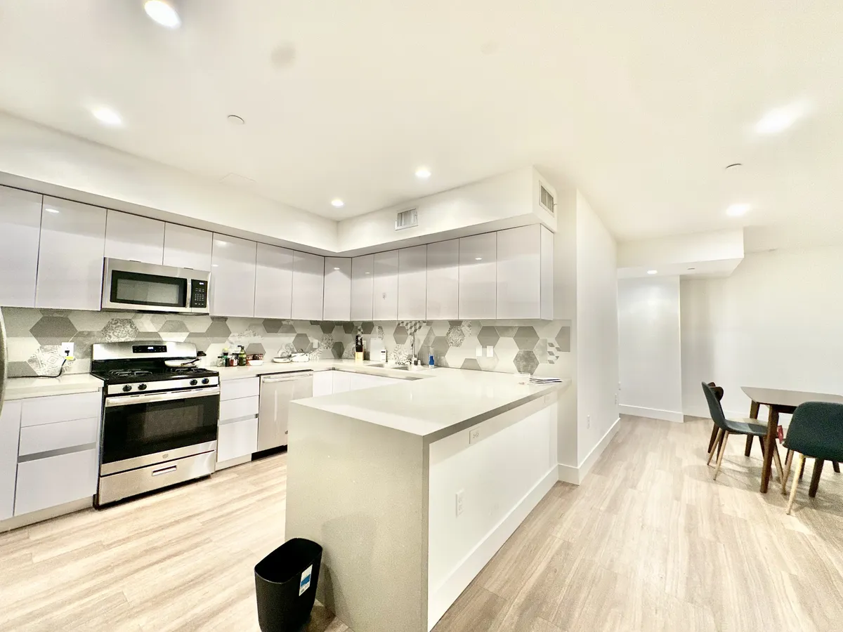 West Los Angeles apartments - 1265 Barry Ave