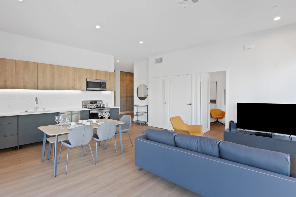 2 Bedroom Apartment in LA—TENTEN Downtown