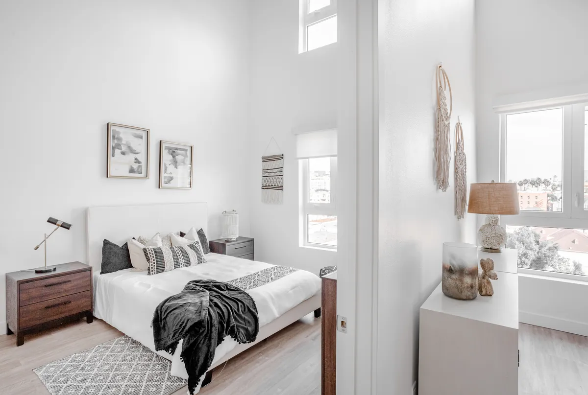 Affordable 1-bedroom in Koreatown, LA - The Harper